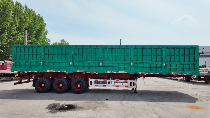 Dump semi-trailer